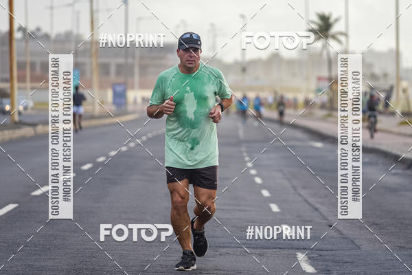 Achetez vos photos de l'vnementAURORA RUNNING sur Fotop