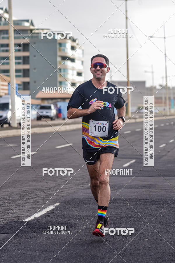 Achetez vos photos de l'vnementAURORA RUNNING sur Fotop