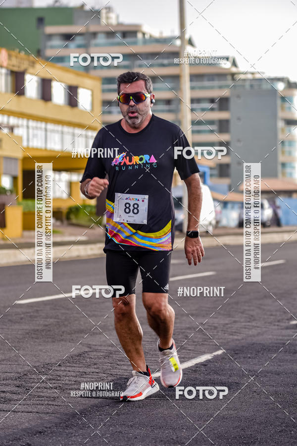 Buy your photos of the eventAURORA RUNNING on Fotop