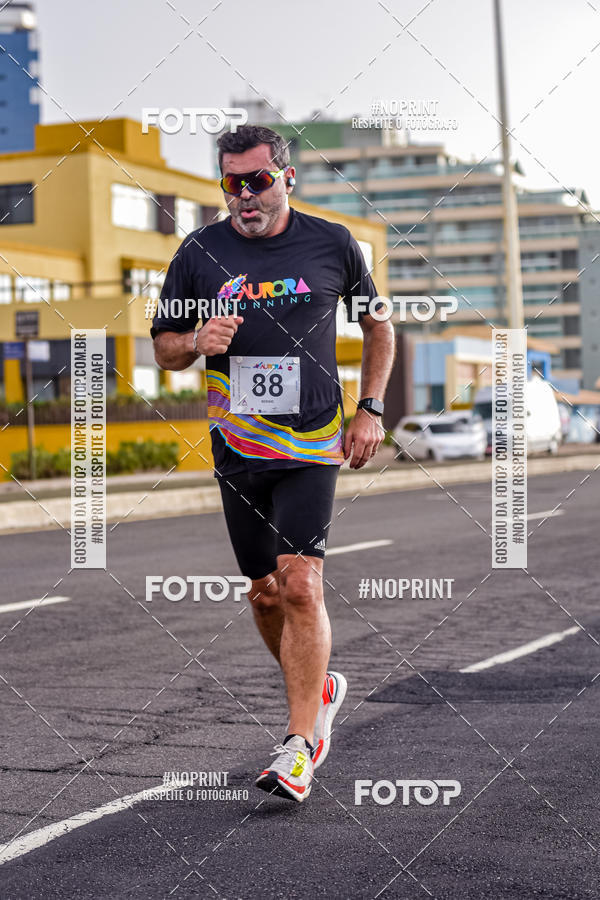 Buy your photos of the eventAURORA RUNNING on Fotop