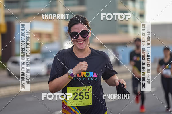 Achetez vos photos de l'vnementAURORA RUNNING sur Fotop