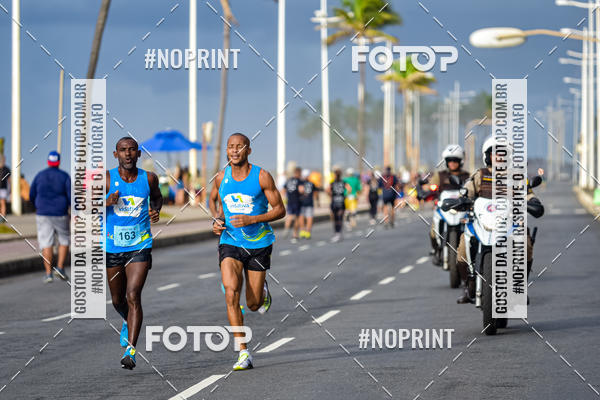 Buy your photos of the eventAURORA RUNNING on Fotop
