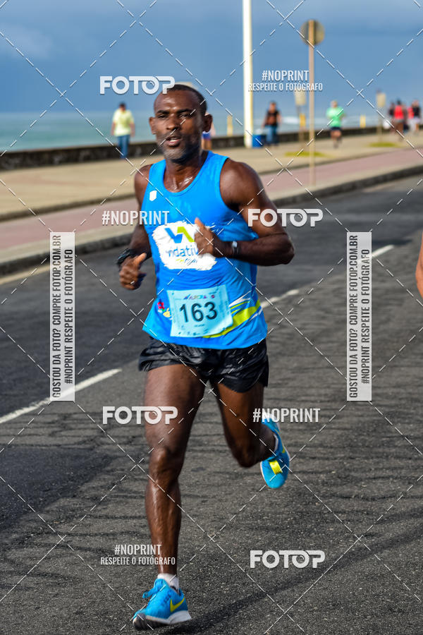 Buy your photos of the eventAURORA RUNNING on Fotop