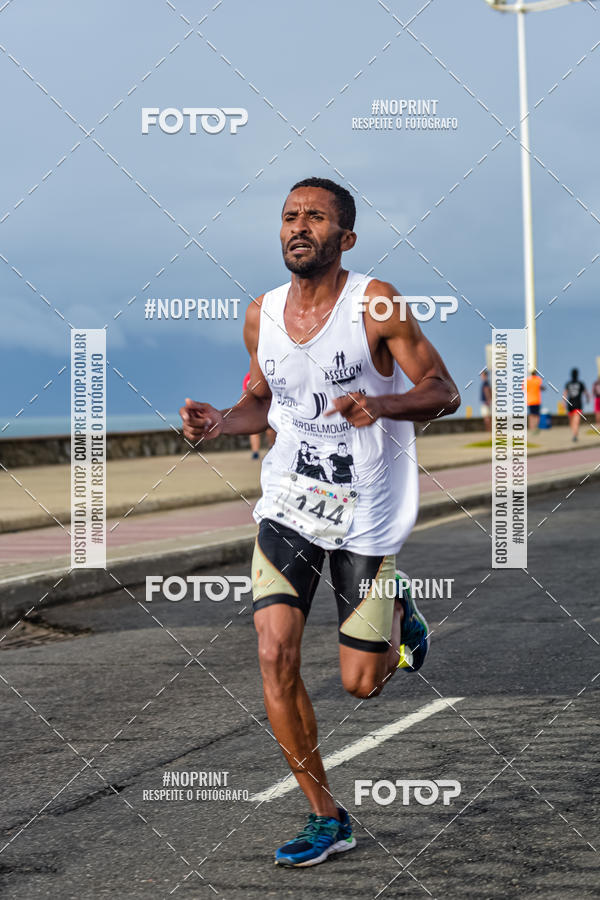 Buy your photos of the eventAURORA RUNNING on Fotop