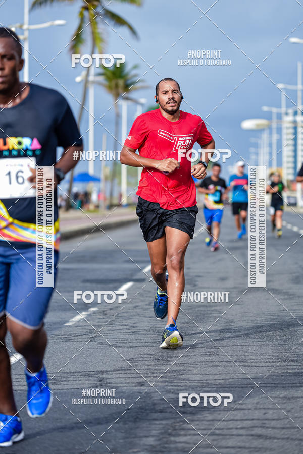 Buy your photos of the eventAURORA RUNNING on Fotop