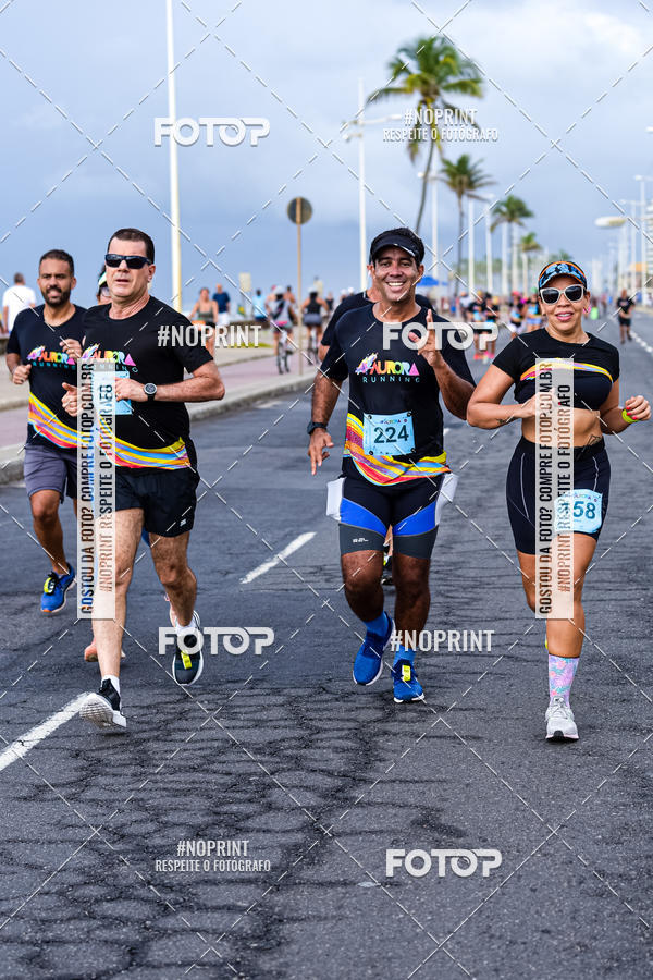 Buy your photos of the eventAURORA RUNNING on Fotop