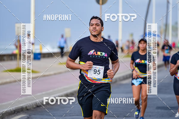 Buy your photos of the eventAURORA RUNNING on Fotop