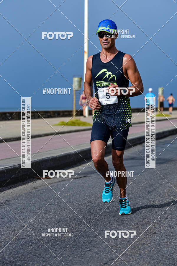 Buy your photos of the eventAURORA RUNNING on Fotop