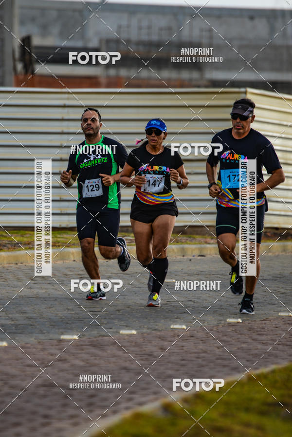 Buy your photos of the eventAURORA RUNNING on Fotop