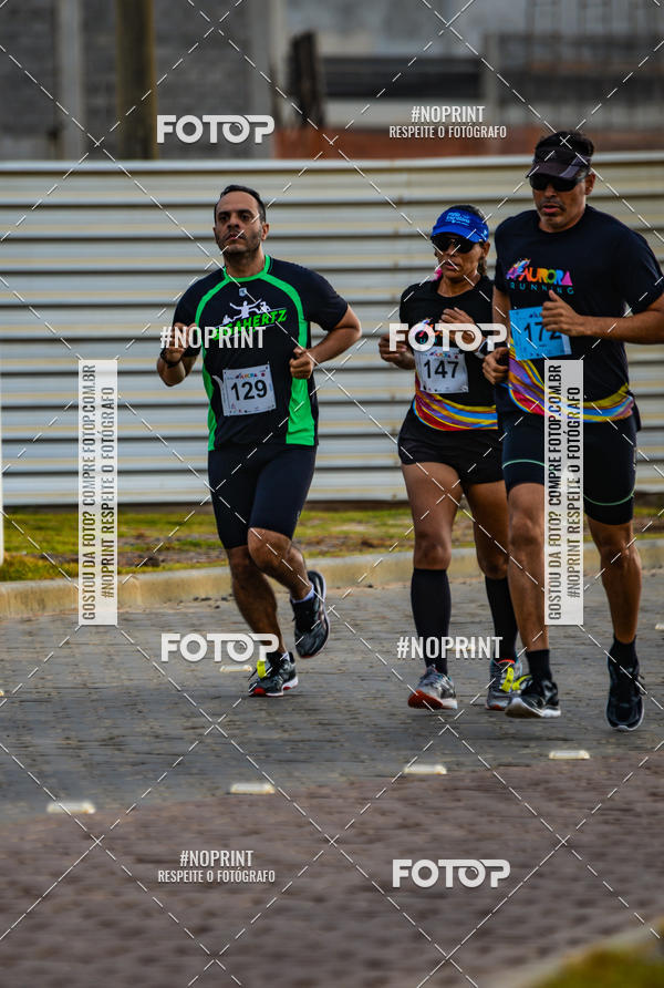 Buy your photos of the eventAURORA RUNNING on Fotop