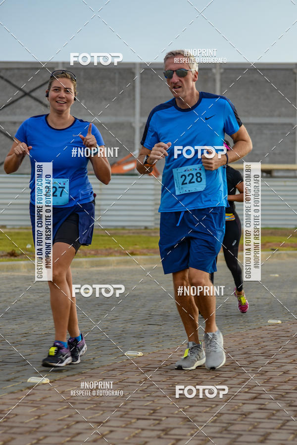 Buy your photos of the eventAURORA RUNNING on Fotop