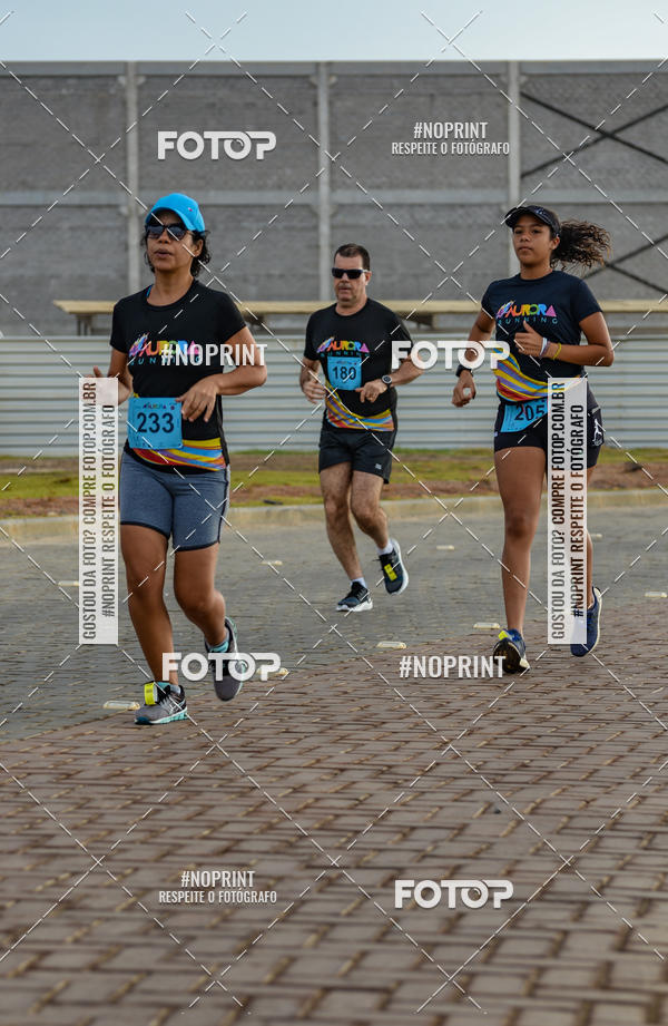 Buy your photos of the eventAURORA RUNNING on Fotop