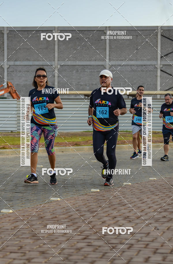 Buy your photos of the eventAURORA RUNNING on Fotop