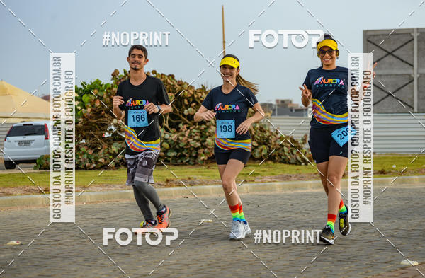 Achetez vos photos de l'vnementAURORA RUNNING sur Fotop