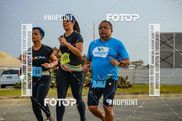 Achetez vos photos de l'vnementAURORA RUNNING sur Fotop