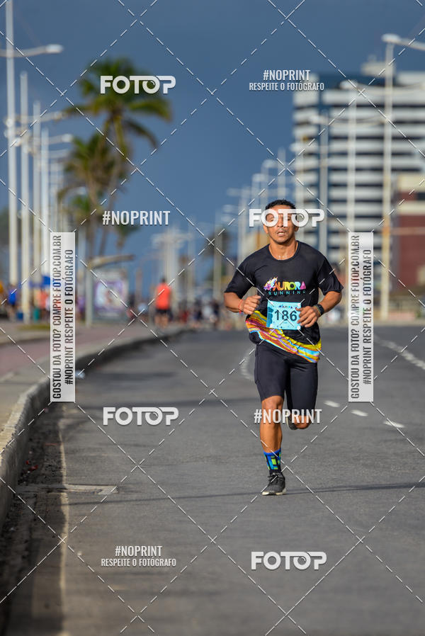 Buy your photos of the eventAURORA RUNNING on Fotop