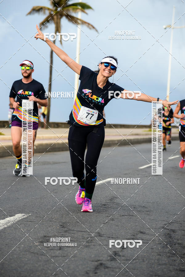 Achetez vos photos de l'vnementAURORA RUNNING sur Fotop