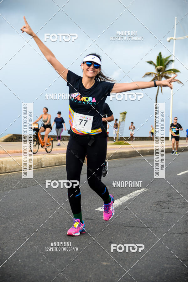 Achetez vos photos de l'vnementAURORA RUNNING sur Fotop