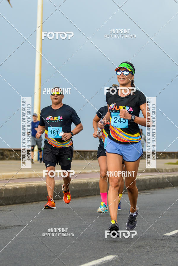 Achetez vos photos de l'vnementAURORA RUNNING sur Fotop