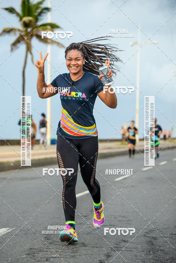 Achetez vos photos de l'vnementAURORA RUNNING sur Fotop