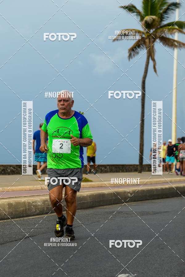 Achetez vos photos de l'vnementAURORA RUNNING sur Fotop