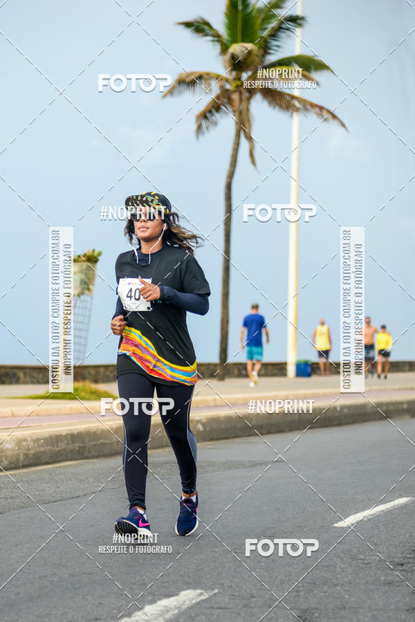 Achetez vos photos de l'vnementAURORA RUNNING sur Fotop