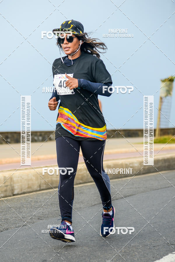 Achetez vos photos de l'vnementAURORA RUNNING sur Fotop