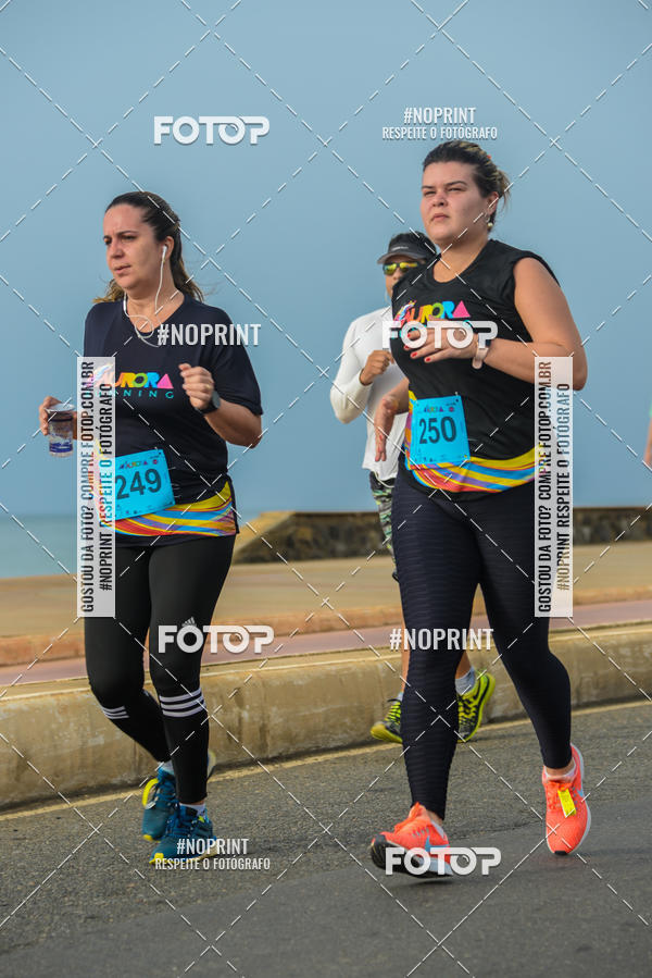 Buy your photos of the eventAURORA RUNNING on Fotop