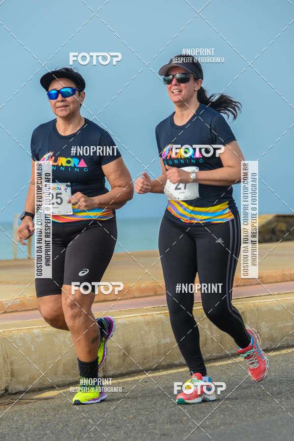 Buy your photos of the eventAURORA RUNNING on Fotop