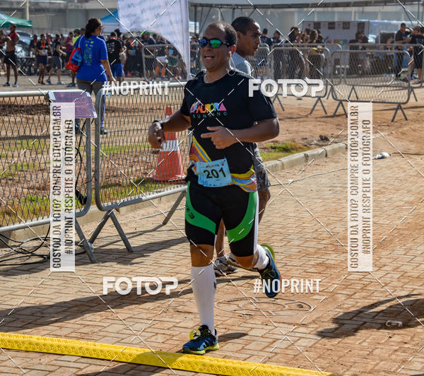 Buy your photos of the eventAURORA RUNNING on Fotop