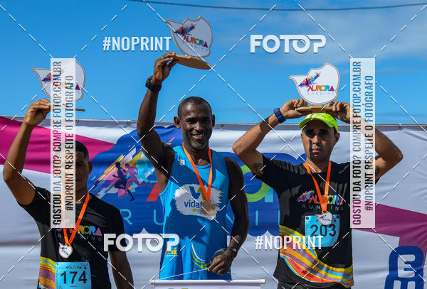 Buy your photos of the eventAURORA RUNNING on Fotop
