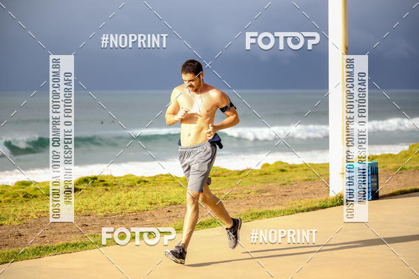 Buy your photos of the eventAURORA RUNNING on Fotop