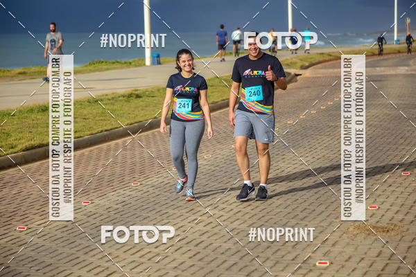 Achetez vos photos de l'vnementAURORA RUNNING sur Fotop
