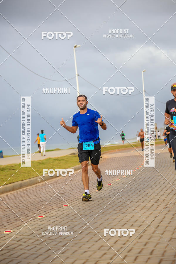 Achetez vos photos de l'vnementAURORA RUNNING sur Fotop
