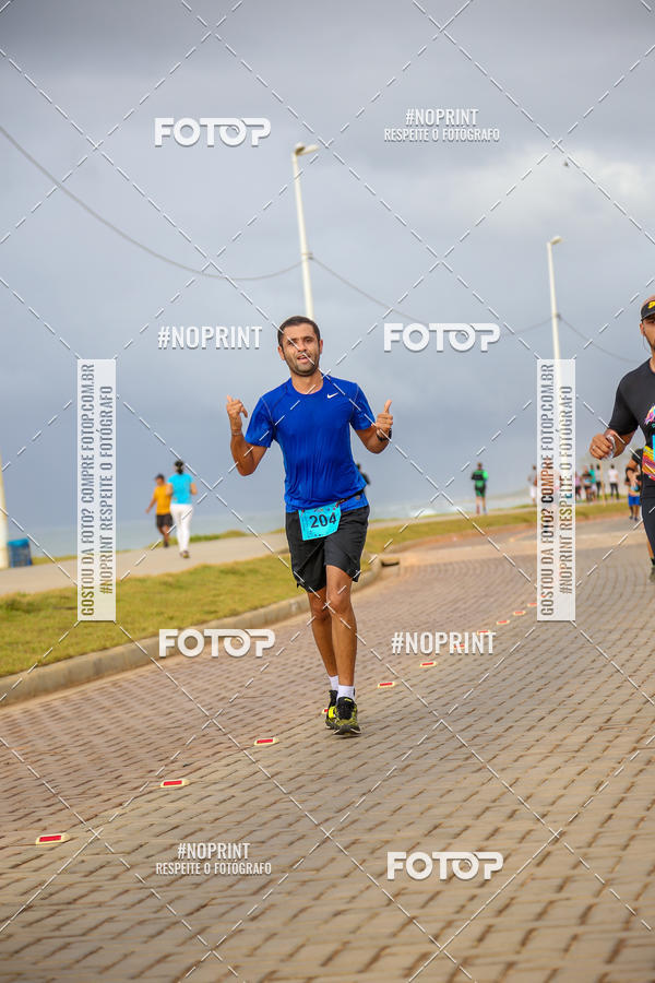 Achetez vos photos de l'vnementAURORA RUNNING sur Fotop