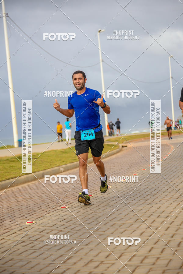 Achetez vos photos de l'vnementAURORA RUNNING sur Fotop