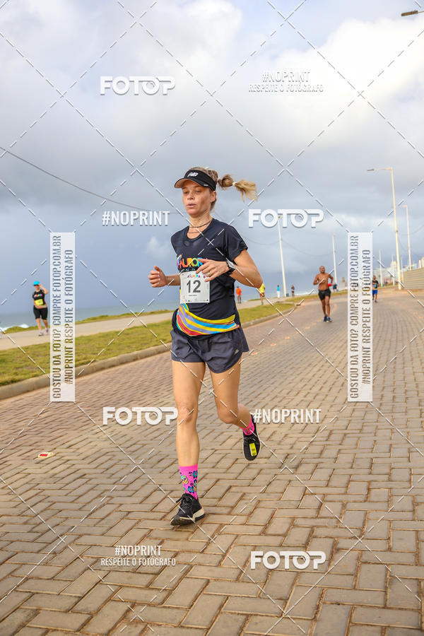 Achetez vos photos de l'vnementAURORA RUNNING sur Fotop