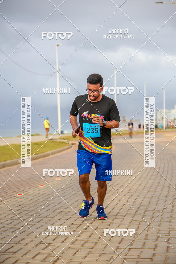 Achetez vos photos de l'vnementAURORA RUNNING sur Fotop