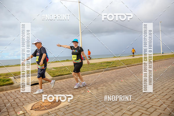 Achetez vos photos de l'vnementAURORA RUNNING sur Fotop