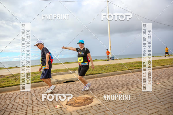 Achetez vos photos de l'vnementAURORA RUNNING sur Fotop