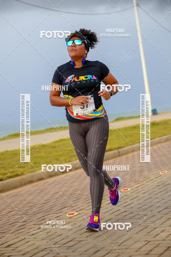 Achetez vos photos de l'vnementAURORA RUNNING sur Fotop