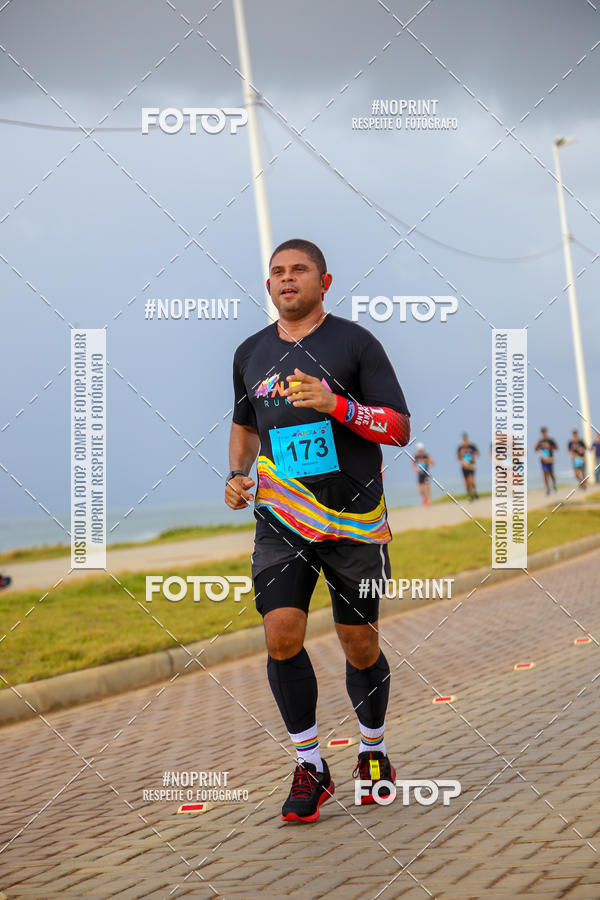 Achetez vos photos de l'vnementAURORA RUNNING sur Fotop