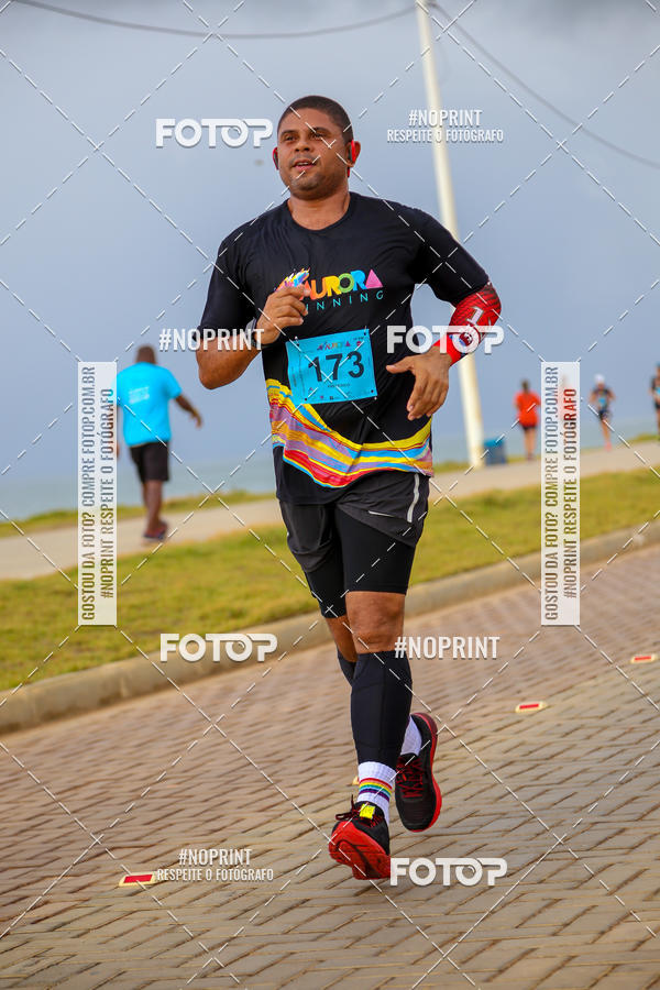Achetez vos photos de l'vnementAURORA RUNNING sur Fotop
