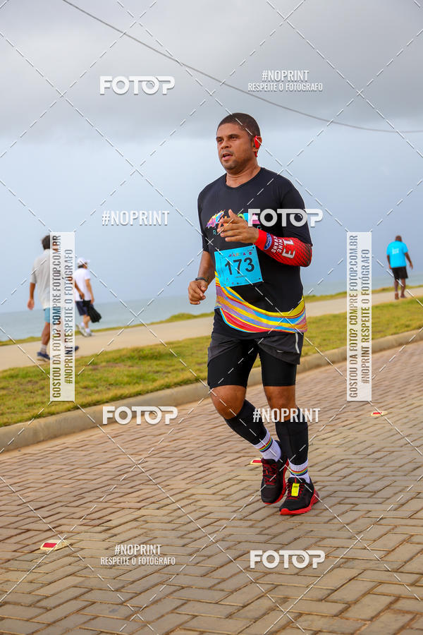 Achetez vos photos de l'vnementAURORA RUNNING sur Fotop
