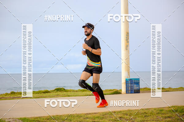 Achetez vos photos de l'vnementAURORA RUNNING sur Fotop