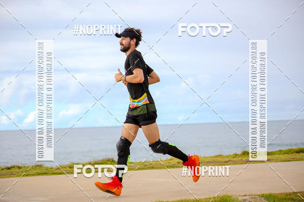 Achetez vos photos de l'vnementAURORA RUNNING sur Fotop