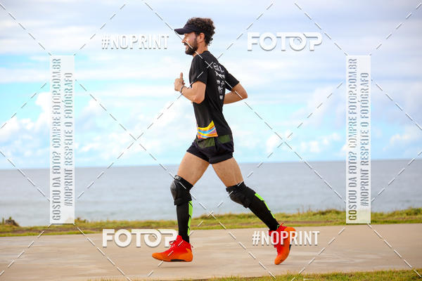 Achetez vos photos de l'vnementAURORA RUNNING sur Fotop