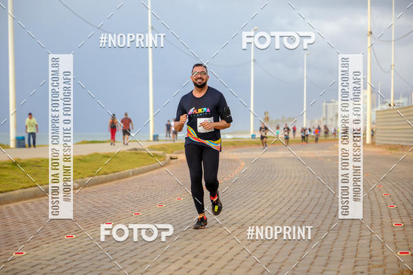 Achetez vos photos de l'vnementAURORA RUNNING sur Fotop