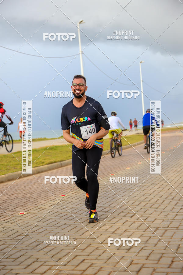 Achetez vos photos de l'vnementAURORA RUNNING sur Fotop