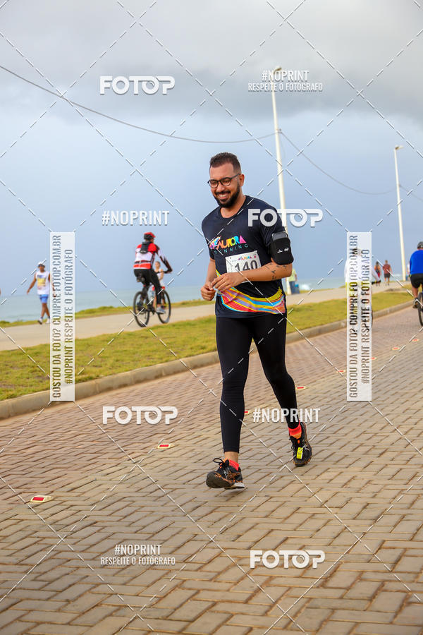 Achetez vos photos de l'vnementAURORA RUNNING sur Fotop